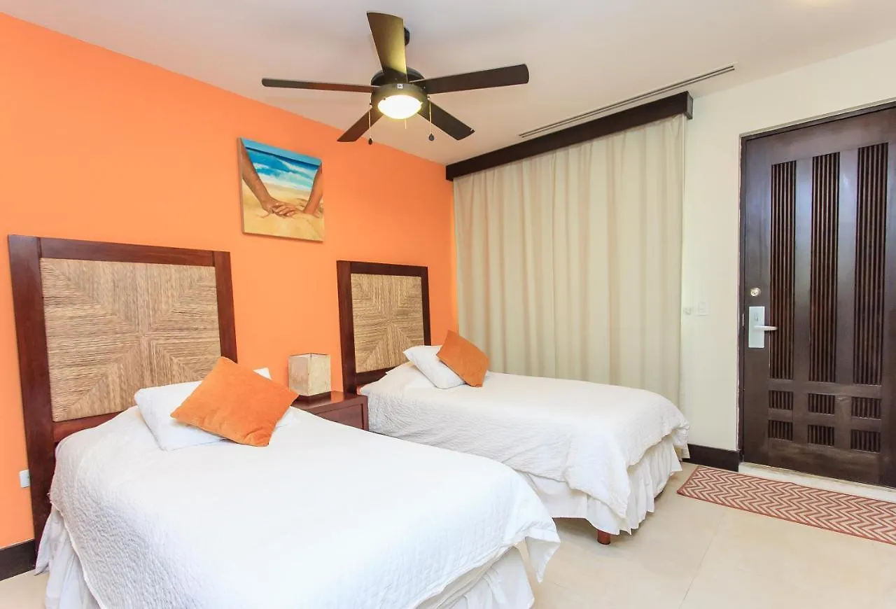 2 Bedroom Ph Private Mini Pool And Terrace Apartment Playa del Carmen
